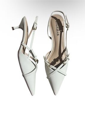 8S NEW IN BOX MICHIA SLINGBACK SANDALS OFF WHITE PATENT- Size 8.5- shoes